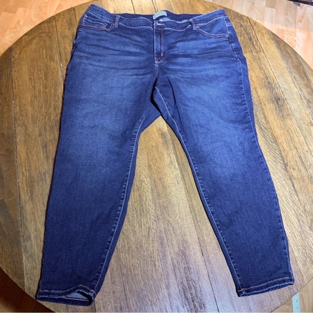 LANE BRYANT Size 26 Flex Magic Waist Mid-Rise Skinny Signature Fit Jeans